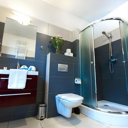 شقة فندقية Pcd Wola 3*