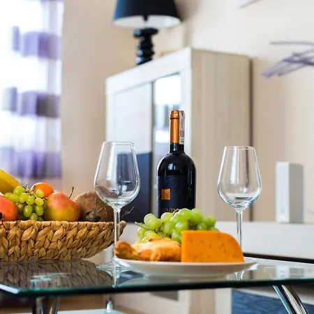 Pcd Wola Apartahotel Varsovia