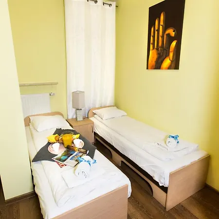 Aparthotel Pcd Wola 3*